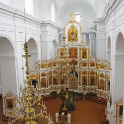 Верхній храм. Іконостас