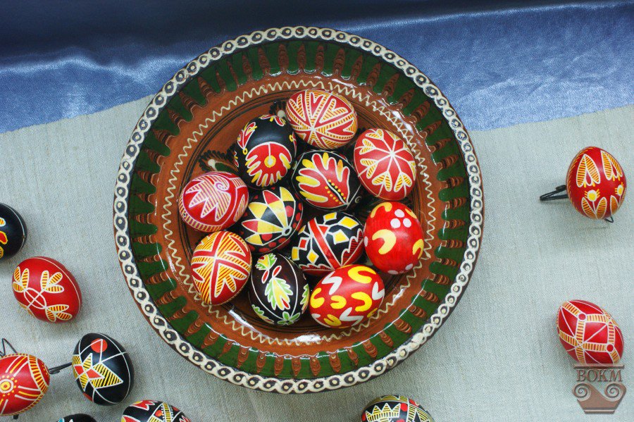 Подільська писанка